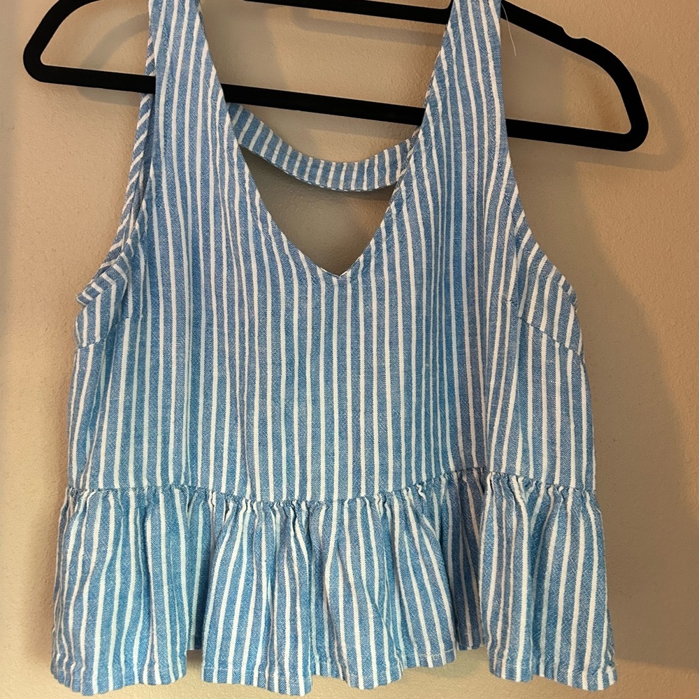 Abound striped crop top in size small